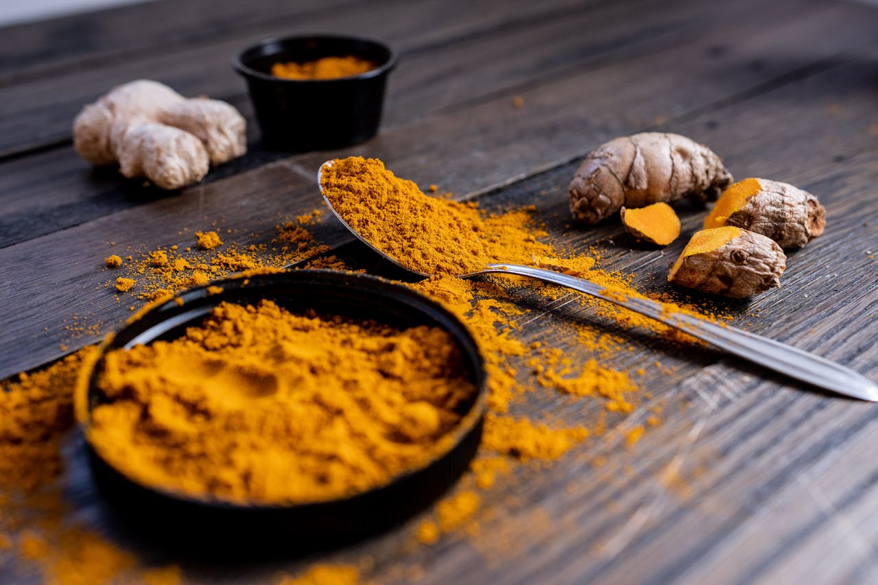 Curcumin vs Turmeric for Dogs: What's the Difference?
